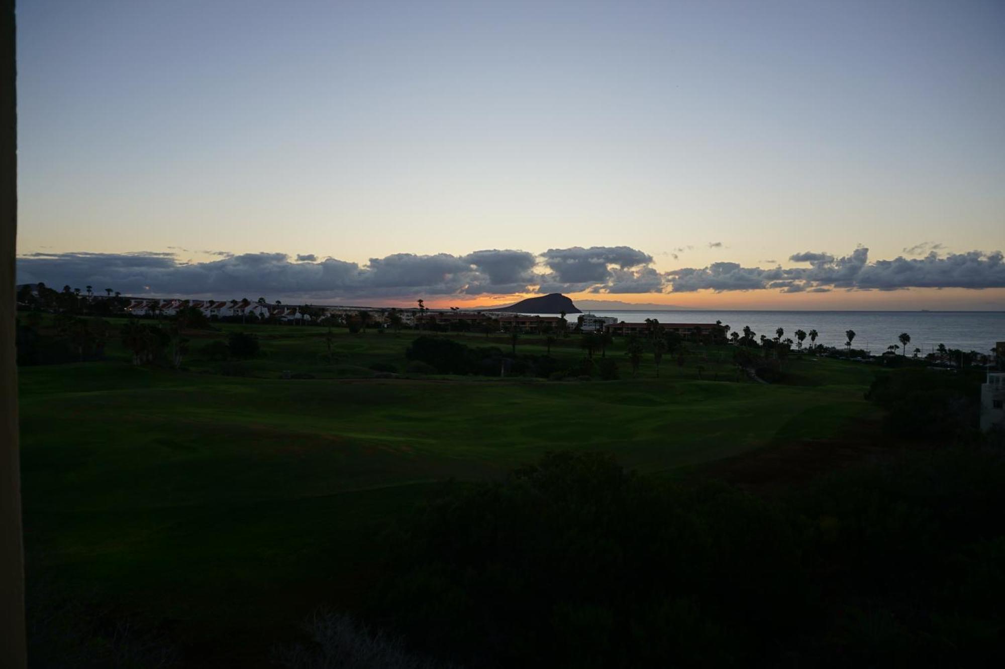 Golf Del Sur Apartment - Magnificent Panorama Of The Ocean, El Teide, And Montana Roja San Miguel de Abona Exterior photo