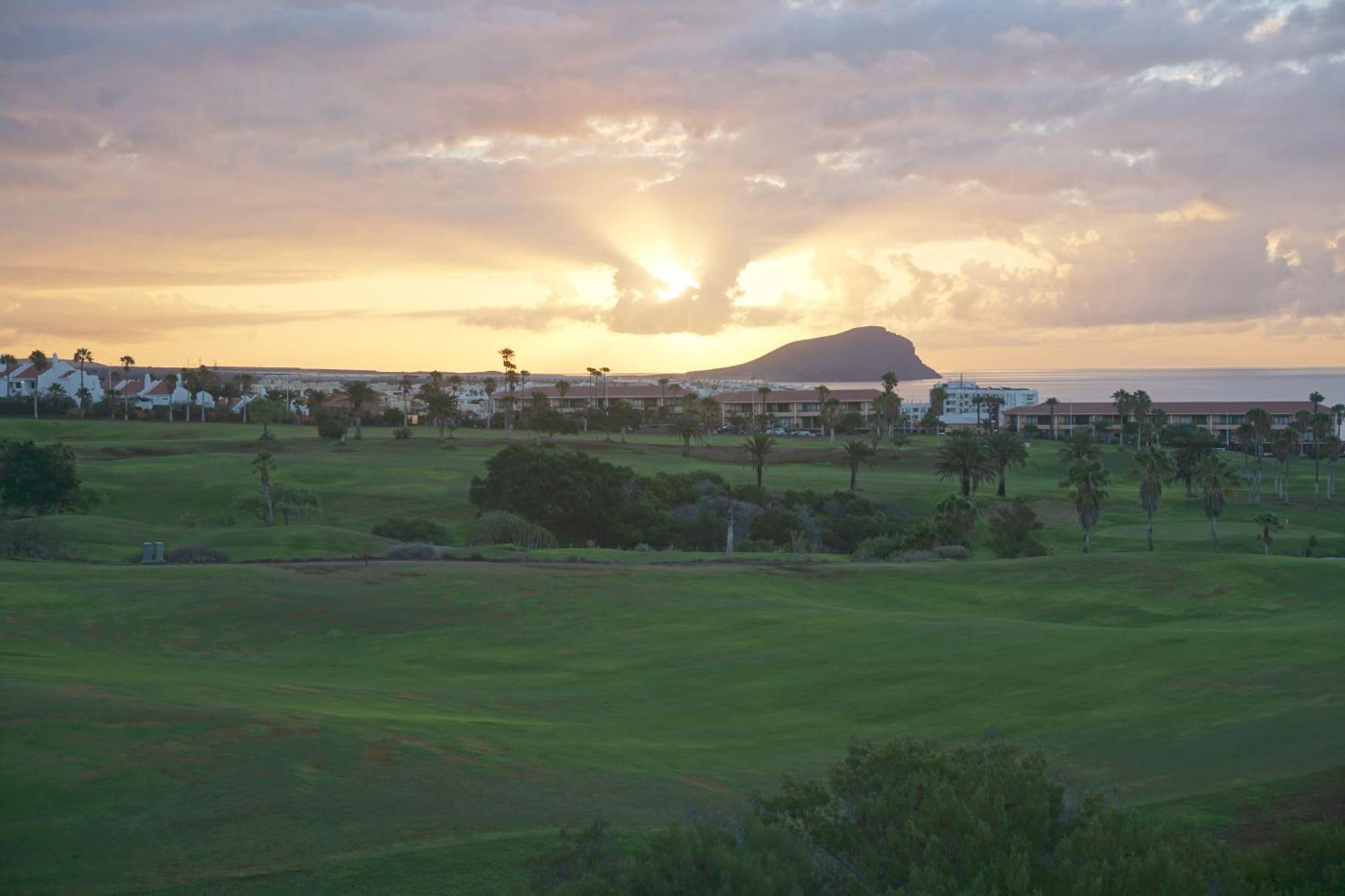 Golf Del Sur Apartment - Magnificent Panorama Of The Ocean, El Teide, And Montana Roja San Miguel de Abona Exterior photo